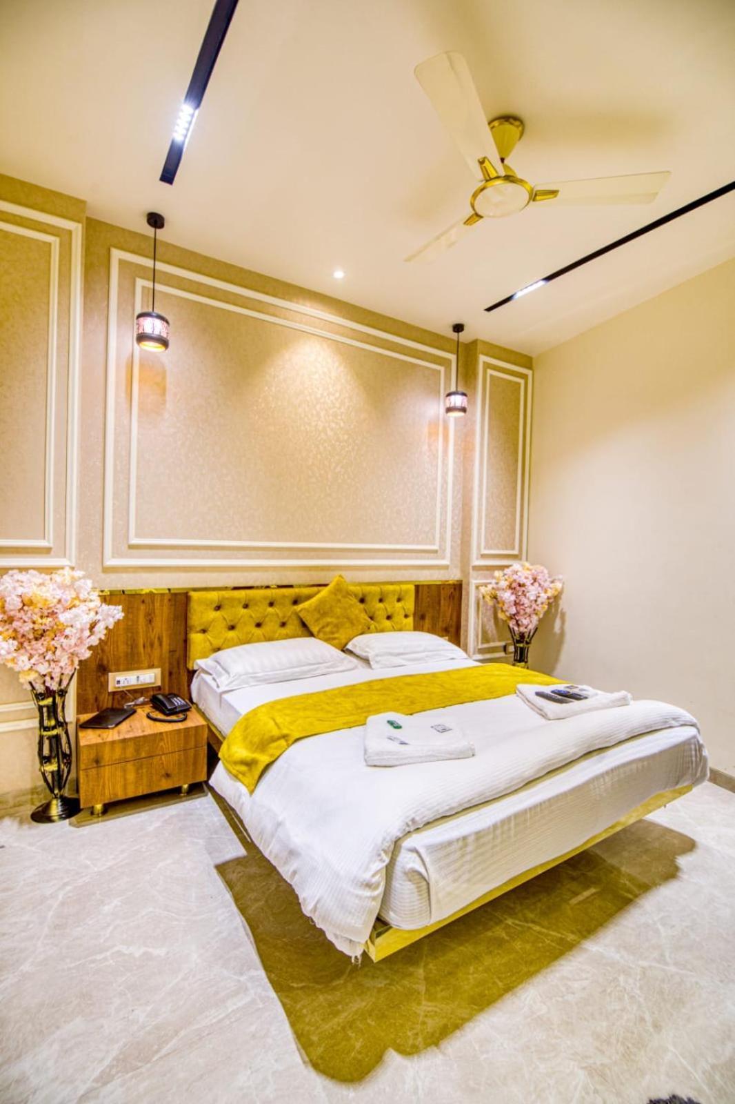 La Hotel Metro Near Bkc Mumbai Luaran gambar